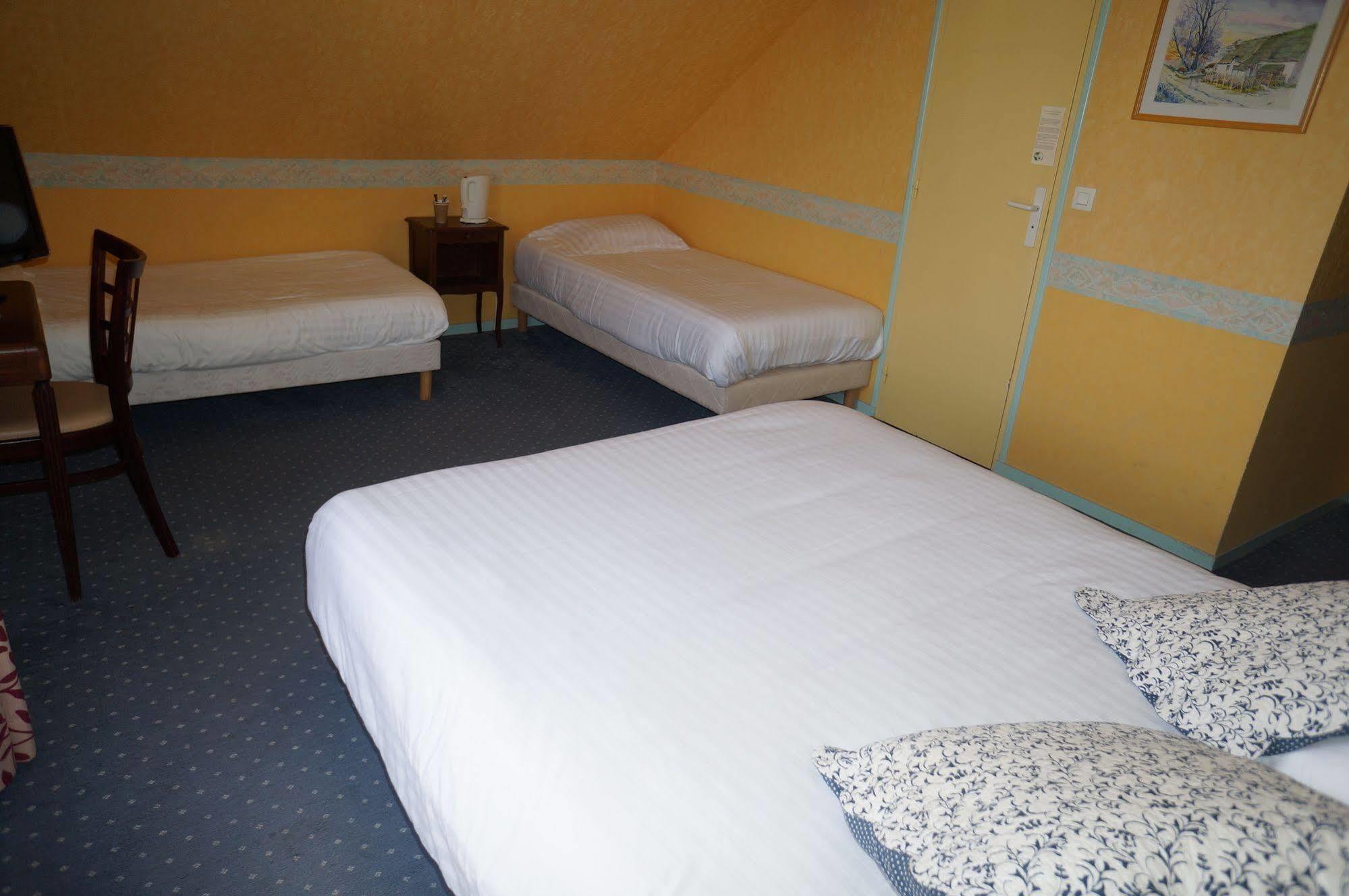 Hotel Et Studios Le Marina Baie De La Baule 포르니세 외부 사진